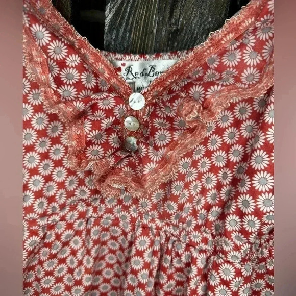 Red Berry Tank/Tunic Size Large - Picture 3 of 6